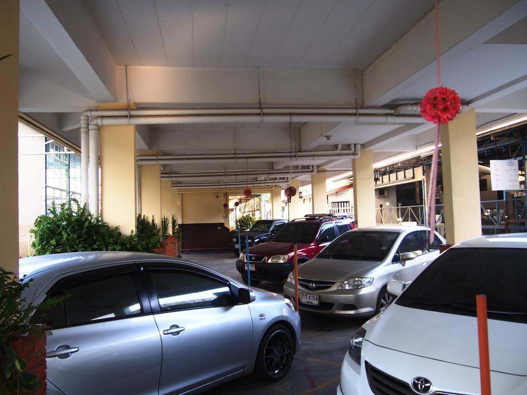Phusiri Place Chiang Mai Zewnętrze zdjęcie