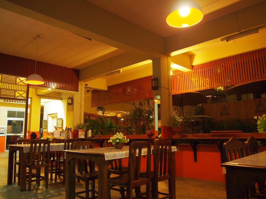 Phusiri Place Chiang Mai Zewnętrze zdjęcie