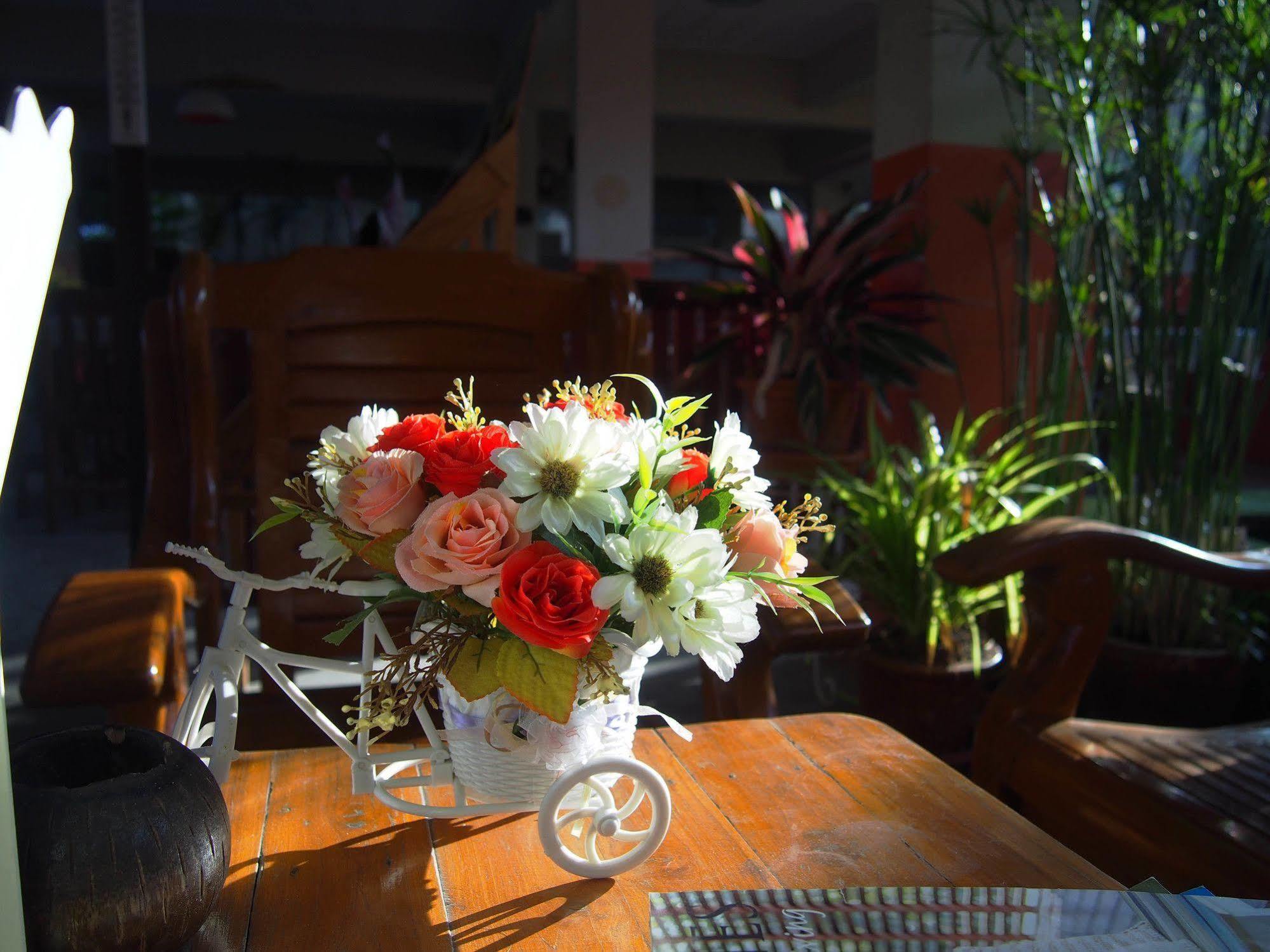 Phusiri Place Chiang Mai Zewnętrze zdjęcie