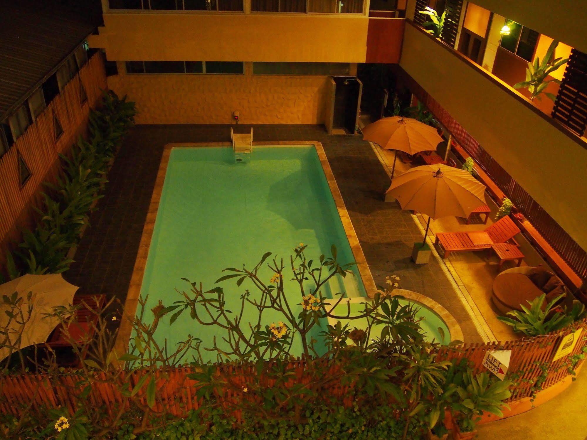 Phusiri Place Chiang Mai Zewnętrze zdjęcie