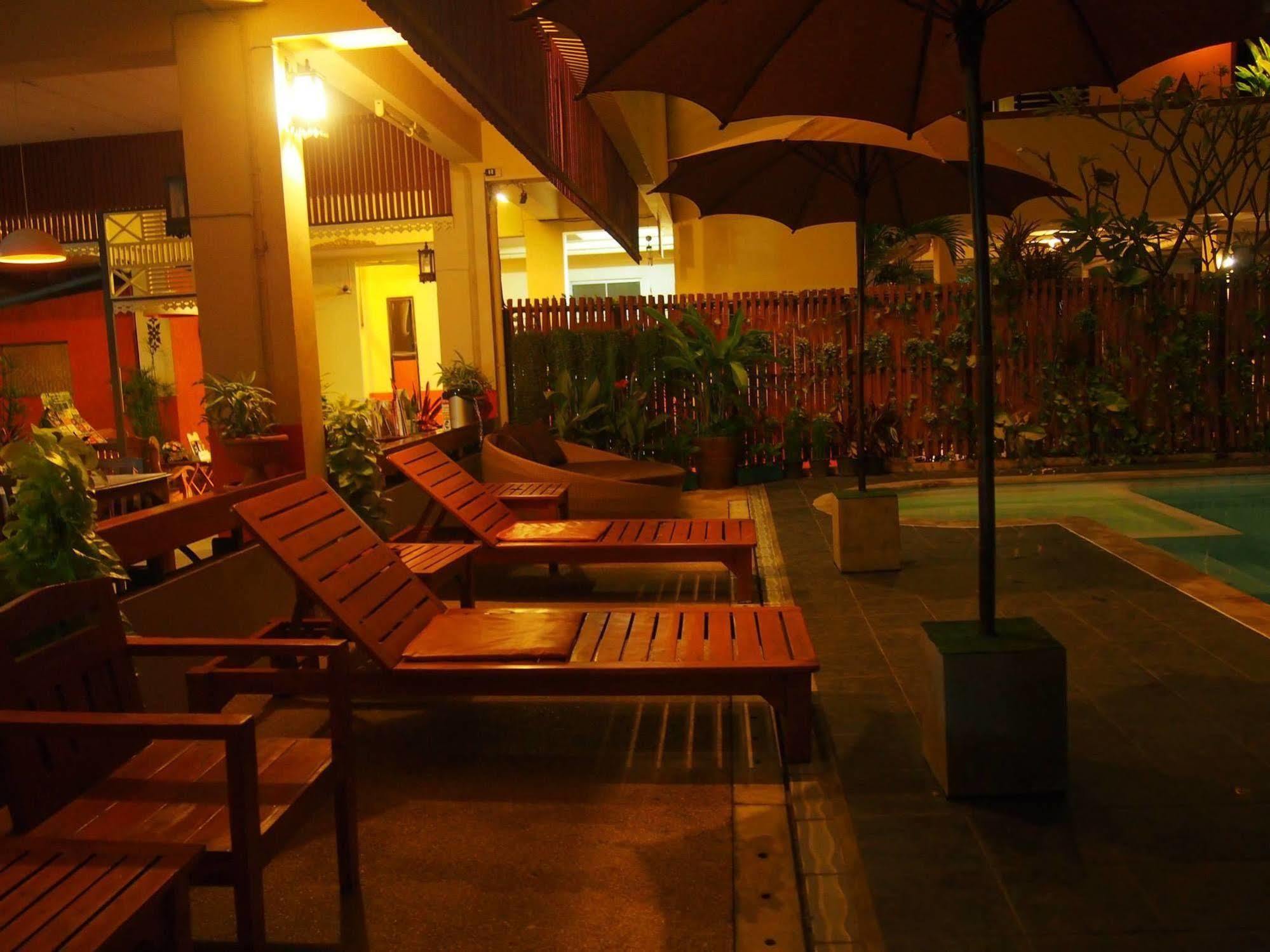 Phusiri Place Chiang Mai Zewnętrze zdjęcie